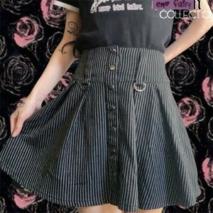 Hot Topic Grunge Pinstripe D-Ring Pleated Skirt